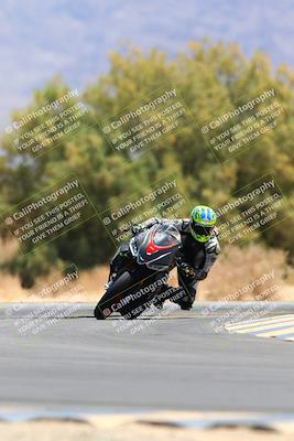 media/May-15-2022-SoCal Trackdays (Sun) [[33a09aef31]]/Turn 7 (1145am)/